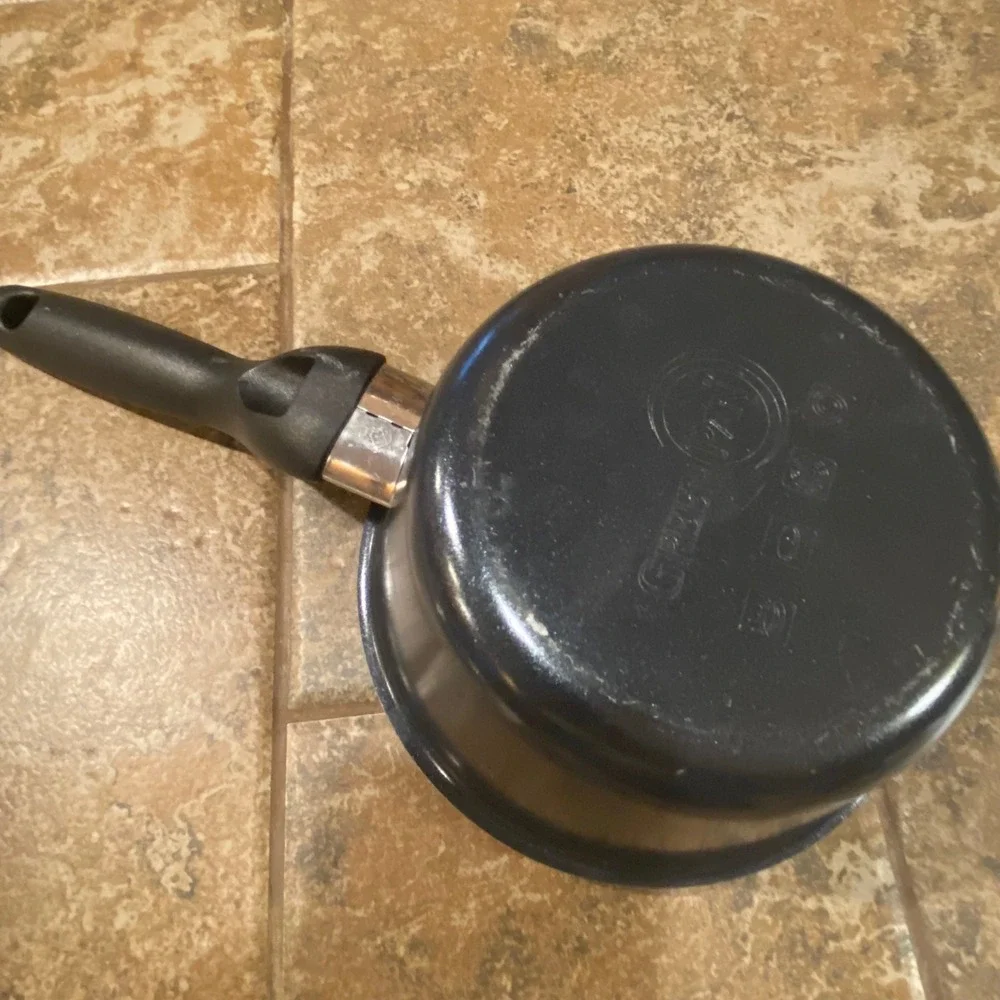 GreenPan Saucepan Small Blue Cream Good Ceramic Nonstick Glass Lid 6.25in